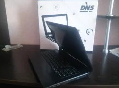 DNS Gamer. 2,4����, ��� 8 ��, ���� 750���, WiFi, Bluetooth, ����������� �� 4��.