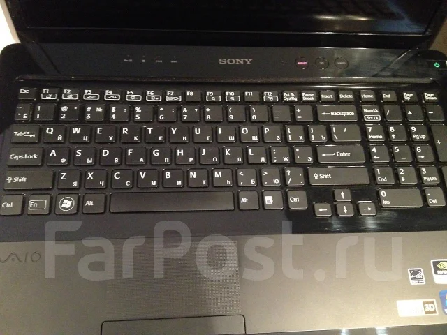 Sony VAIO VPC-F23Z1R. 2,2����, ��� 8 ��, ���� 750���, WiFi: 1, Bluetooth: 1, ����������� �� 3��. ����