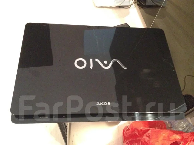 Sony VAIO VPC-F23Z1R. 2,2����, ��� 8 ��, ���� 750���, WiFi: 1, Bluetooth: 1, ����������� �� 3��. ����