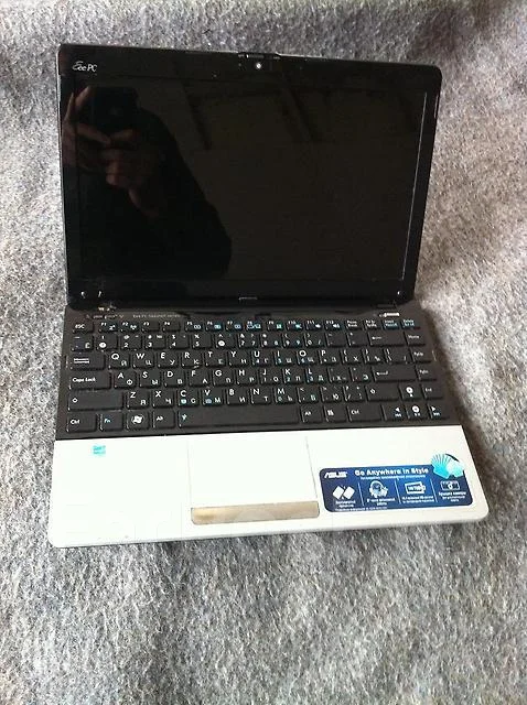 ASUS Eee PC 1215P. ��� 2048 ��, WiFi: 1, Bluetooth: 1, ����������� �� 8��. ����