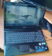 ASUS K52JE. 2,4����, ��� 4 ��, ���� 500���, WiFi, Bluetooth, ����������� �� 2��. ����