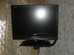 Hyundai. LCD (��) ����