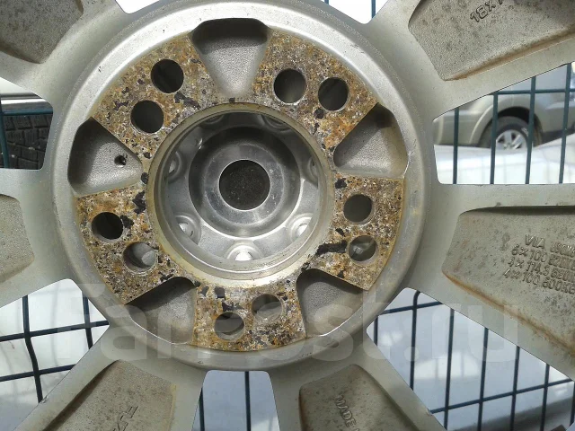 Lumarai. 7.0x18", 5x100, ET48 ����