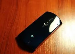 Sony Ericsson Xperia Neo ����