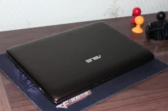 ASUS Eee PC 1025C. 10.2", 1,8 ���, ��� 2048 ��, ���� 250 ��, WiFi, Bluetooth, ����������� �� 8 �.
