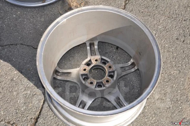 URAS. 9.5x17", 5x114.3, ET15 ����
