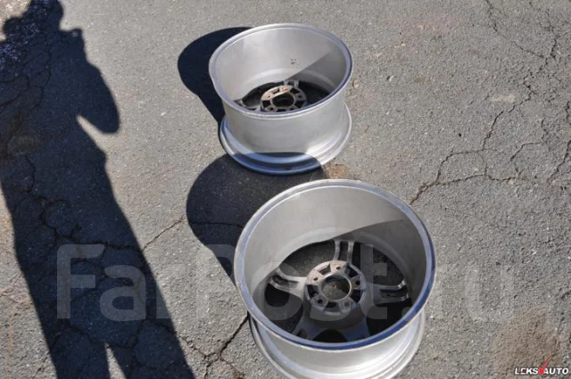 URAS. 9.5x17", 5x114.3, ET15 ����