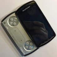 Sony Ericsson Xperia Play. �/� ����