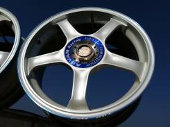 Advan. 7.0x17, 5x114.30, ET45, ЦО 70,0 мм.