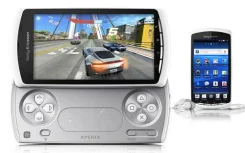 Sony Ericsson Xperia Play ����