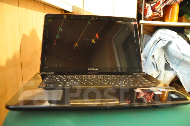 Lenovo IdeaPad Y560. 1,6����, ��� 4 ��, ���� 500���, WiFi: 1, Bluetooth: 1 ����