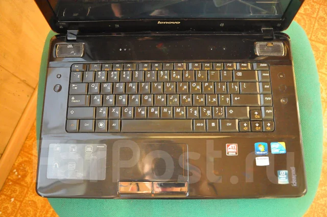 Lenovo IdeaPad Y560. 1,6����, ��� 4 ��, ���� 500���, WiFi: 1, Bluetooth: 1 ����