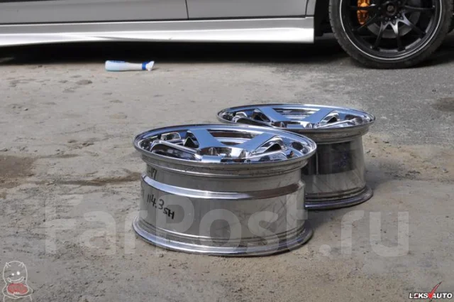 URAS. 8.0x17", 5x114.3, ET30 ����