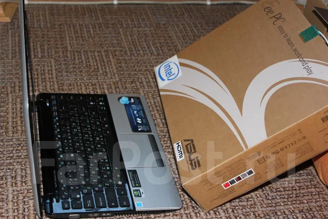 ASUS Eee PC 1215N. 1,8����, ��� 4 ��, WiFi: 1, Bluetooth: 1, ����������� �� 7��. ����