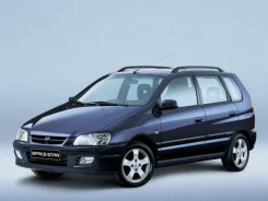 Mitsubishi Space Star ����