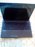ASUS X52JE. 2,7����, ��� 4 ��, ���� 320���, WiFi, ����������� �� 1��.