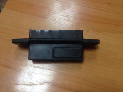 Кнопка открывания багажника. Toyota Corolla Fielder, NZE141G
