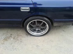 Gialla. x18", 5x114.3, ET38 ����