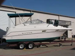 Maxum. 1996 ���, ����� 8��., ��������� ������������, 270��.�., ������ ����