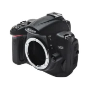 Nikon D5000 Body. 10 - 14.9 �� ����