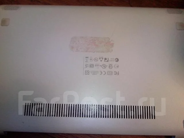 Lenovo IdeaPad S206. ��� 2048 ��, ���� 300���, WiFi: 1, ����������� �� 2��. ����