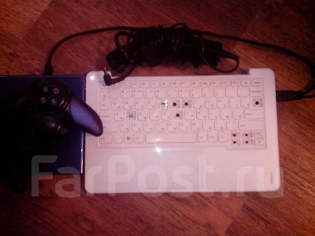 Lenovo IdeaPad S206. ��� 2048 ��, ���� 300���, WiFi: 1, ����������� �� 2��. ����