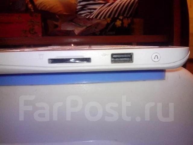 Lenovo IdeaPad S206. ��� 2048 ��, ���� 300���, WiFi: 1, ����������� �� 2��. ����