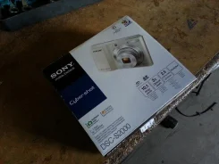 Sony Cyber-shot DSC-S2000. 10 - 14.9 ��, ���: 3� ����