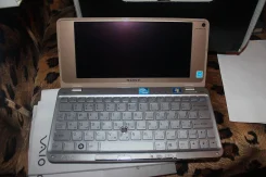 Sony VAIO VGN-P19VRN. 2����, ��� 2048 ��, ���� 128���, WiFi: 1, Bluetooth: 1, ����������� �� 6��. ����