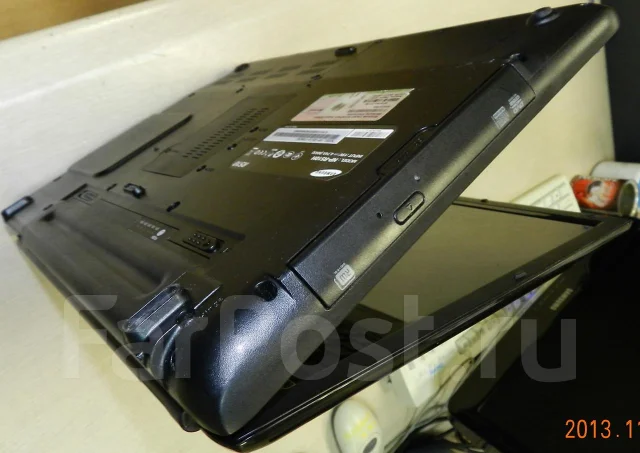 Samsung R510. 2����, ��� 2048 ��, ���� 160���, WiFi: 1, Bluetooth: 1, ����������� �� 2��. ����