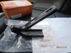 Крепление капота. Suzuki Escudo, TD01W, TA51W, TD11W, TA31W, TA01W, TA11W, TA01V, TD51W, TD61W, TD31W, TA01R, AT01W