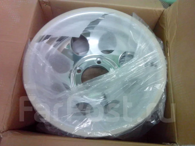 Pro Comp. 10.0x16", 5x150, ET-24 ����