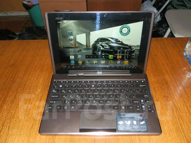 Asus Eee Pad Transformer 16Gb ����