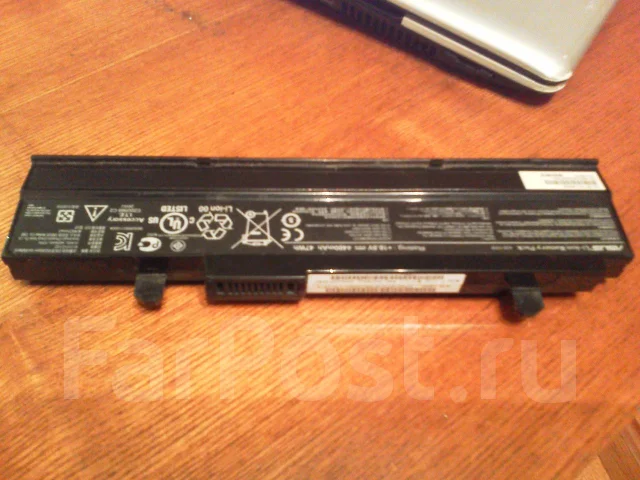 ASUS Eee PC 1215P. 1,6����, ��� 2048 ��, ���� 320���, WiFi: 1, Bluetooth: 1, ����������� �� 5��. ����
