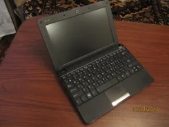 ASUS Eee PC 1001PX. 10.1", 1,6����, ��� 1024 ��, ���� 250 ��, WiFi, ����������� �� 8 �.