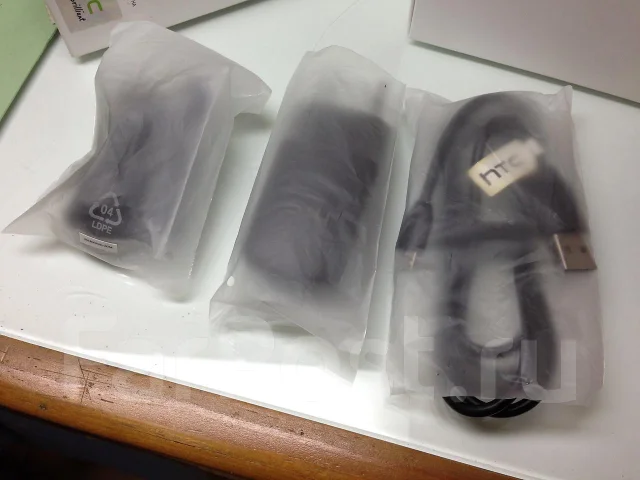 HTC Desire S ����