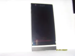 Sony Xperia P. �/�