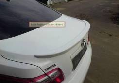 Накладка на спойлер. Toyota Camry