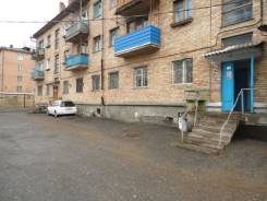 Магазины. Павлова ул 3, р-н пос. Авангард, 225 кв. м. Дом снаружи