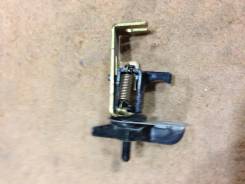 Замок лючка бензобака. Mazda Protege Mazda Familia, BG3P, BG3S, BG5P, BG5S, BG6P, BG6R, BG6S, BG6Z, BHA3P, BHA3S, BHA5P, BHA5S, BHA6R, BHA7P, BHA7R, B...
