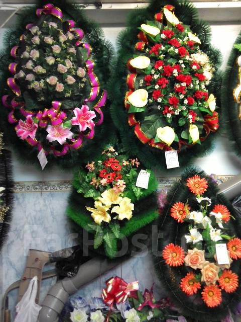 Венок. Ритуальные услуги. Кремация. Похороны. Венки. Фотокерамика во ...