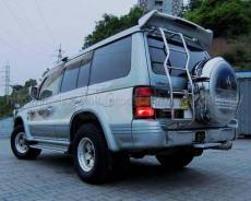 Лестница на пятую дверь на Mitsubishi Pajero 1991-1999г.
