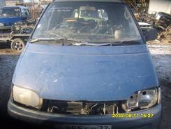 Стекло лобовое. Nissan Serena