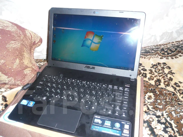ASUS X401A. 1,7����, ��� 2048 ��, ���� 320���, WiFi: 1, Bluetooth: 1 ����