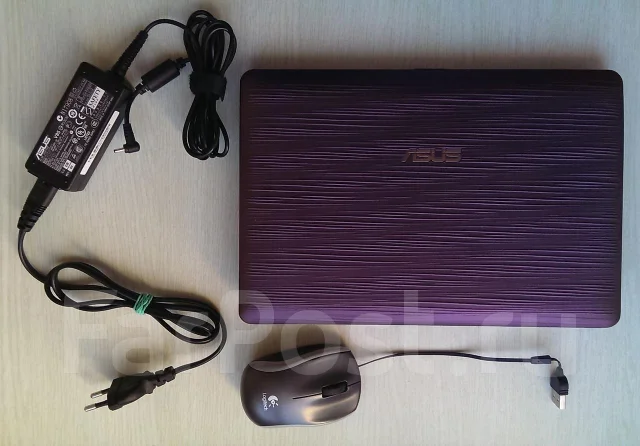 ASUS Eee PC 1015PW. 1,6����, ��� 2048 ��, ���� 320���, WiFi: 1, Bluetooth: 1, ����������� �� 11��. ����