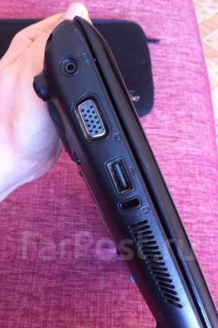 ASUS Eee PC 1005HAG. 1,6����, ��� 2048 ��, ���� 150���, WiFi: 1, Bluetooth: 1, ����������� �� 12��. ����