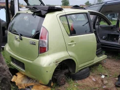 Daihatsu Sirion ����