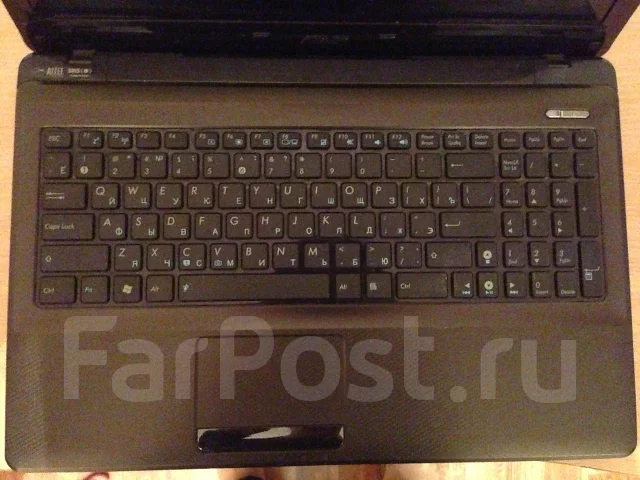 ASUS K52F. 2,1����, ��� 2048 ��, ���� 300���, WiFi: 1, Bluetooth: 1, ����������� �� 4��. ����
