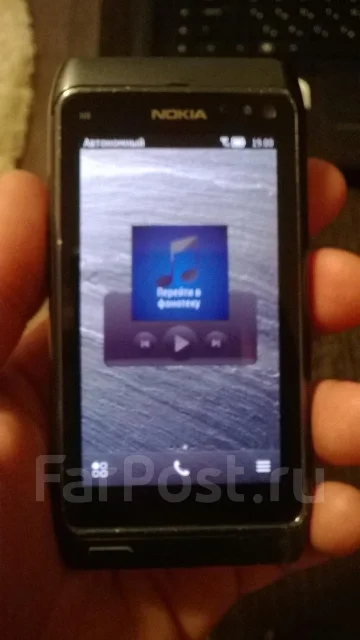 Nokia N8 ����