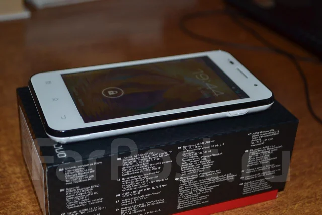 Prestigio MultiPhone 4322 DUO ����